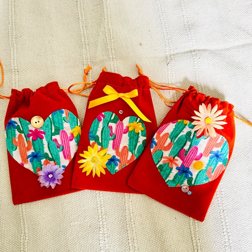 velvet Cactus Drawstring Bags & tags - Picture 3 of 4